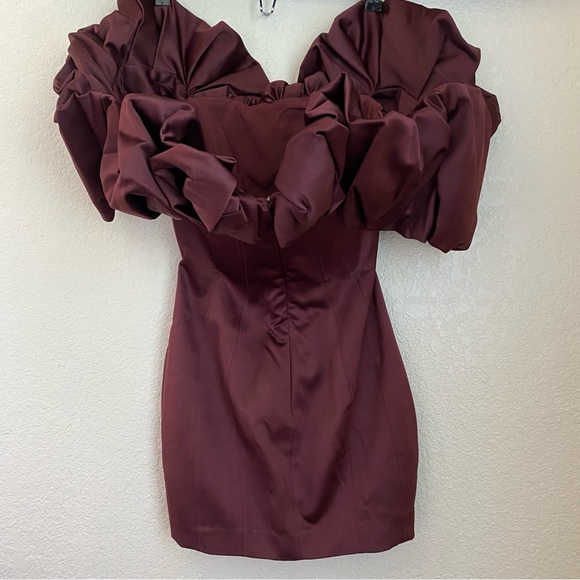 HOUSE OF CB Selena Wine Red Brown Puff Sleeve Off Shoulder Corset dress NWOT S - Picture 5 of 12